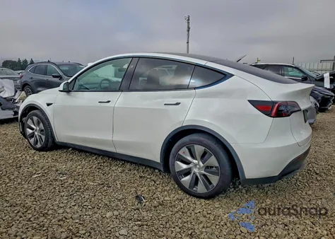 2023 Tesla Model Y из США, поврежденный, VIN 7SAYGAEE7PF964974